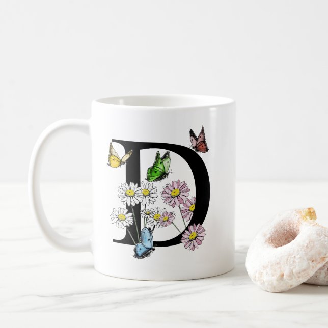 Brev D Botaniskt vattenfärgsfjäril Monogram Kaffemugg (Med munk)
