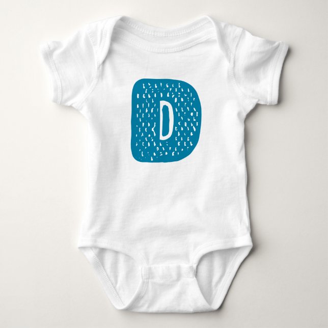 Brev D Design. Tee (Framsida)
