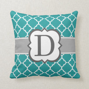 Brev D Quatrefoil för krickablåttMonogram Kudde