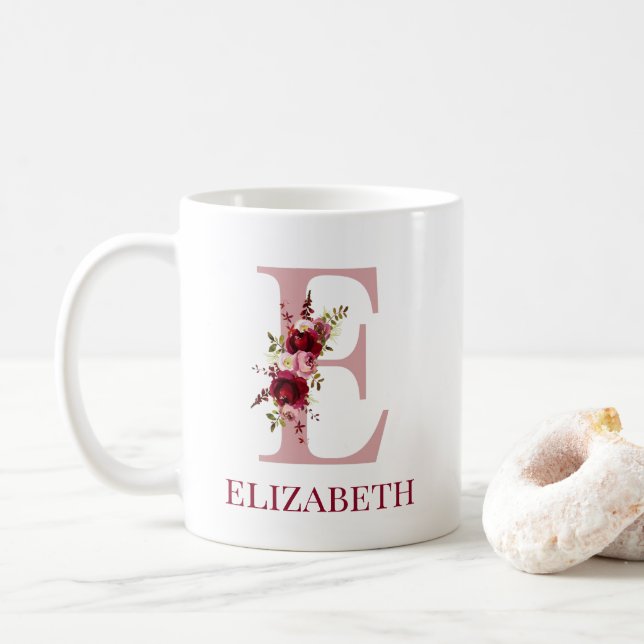 Brev E burgunder rosaktig blommig Kaffemugg (Med munk)