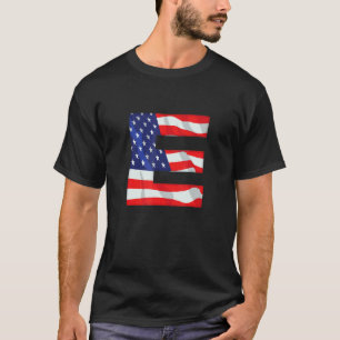 Brev E Capital Alphabet USA Flagga Monogr T Shirt