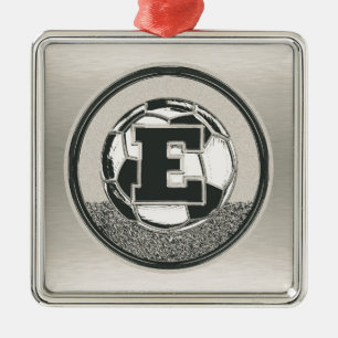 Brev E för Monogram för silvermedaljfotboll Julgransprydnad Metall