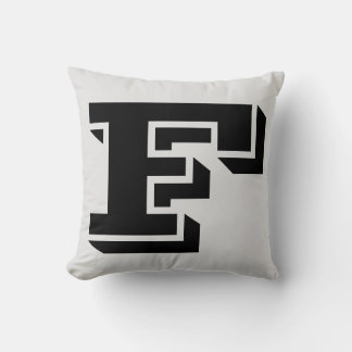 BREV F MONOGRAM PILLOW KUDDE