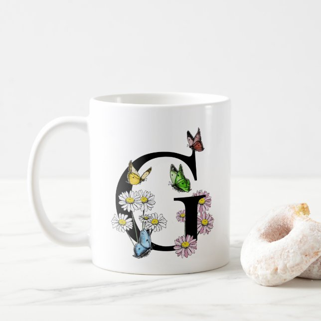 Brev G Botaniskt vattenfärgsfjäril Monogram Kaffemugg (Med munk)