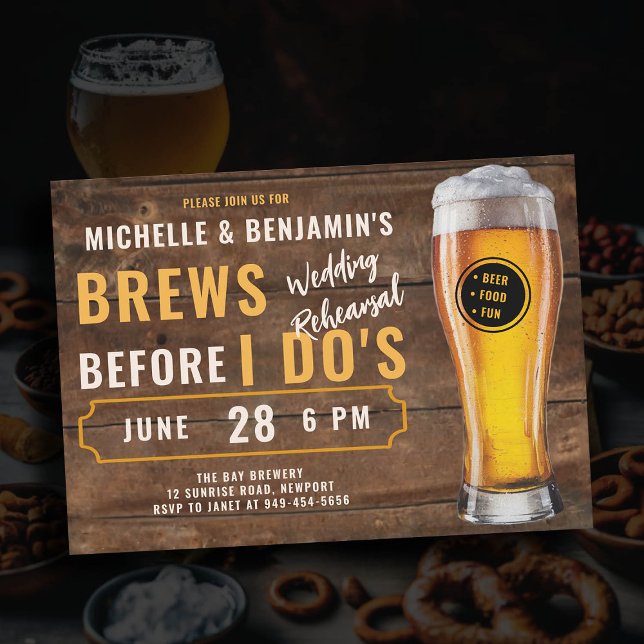 Brev innan jag gör Brewery Bröllop Rehearsal Wood Inbjudningar (brews before i dos wedding rehearsal dinner invitation brewery theme rustic wood board beer party)