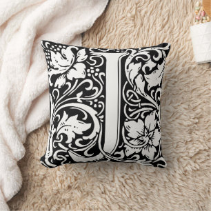 Brev J Medieval Monogram Art nouveau Kudde