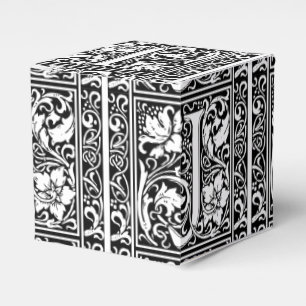 Brev J Medieval Monogram Art nouveau Presentaskar