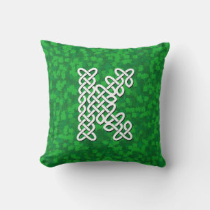 Brev K Celtic Knot Alphabet Kudde