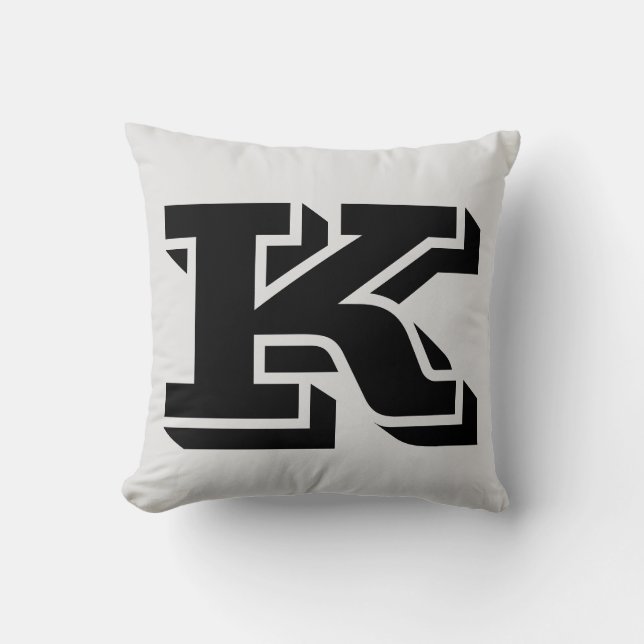 BREV K MONOGRAM PILLOW KUDDE (Framsida)