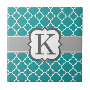 Brev K Quatrefoil för krickablåttMonogram Kakelplatta