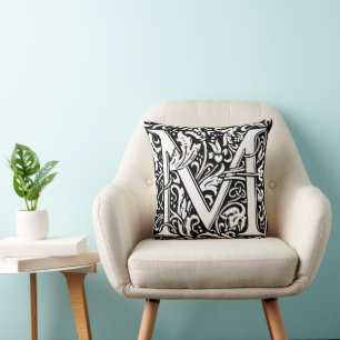 Brev M Medieval Monogram Art nouveau Kudde