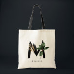 Brev M Monogram | Tropical Löv Bridesmaid Tygkasse<br><div class="desc">Anpassade brev M-monogram till en väska med vattenfärgade tropiska handflatan löv,  faux guld foil löv och svarta vattenfärgshålpenselaccenter. Anpassa det tropiska monogrammet till väskan genom att lägga till ditt namn eller annan information. Den här boho brev M-monogrampåsen blir perfekt som gåva. Andra brev finns tillgängliga.</div>