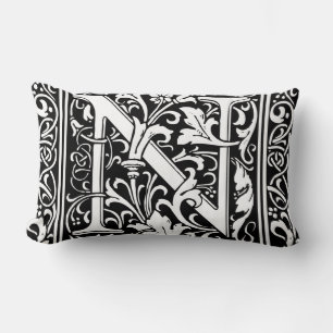 Brev N Medieval Monogram Art nouveau Lumbarkudde