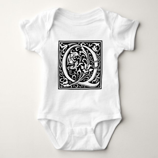 Brev Q Medieval Monogram Art nouveau T Shirt (Framsida)