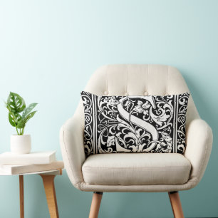 Brev S Medieval Monogram Art nouveau Lumbarkudde
