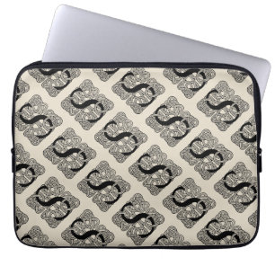 Brev S Vintage Celtic Knot Monogram Laptop Fodral