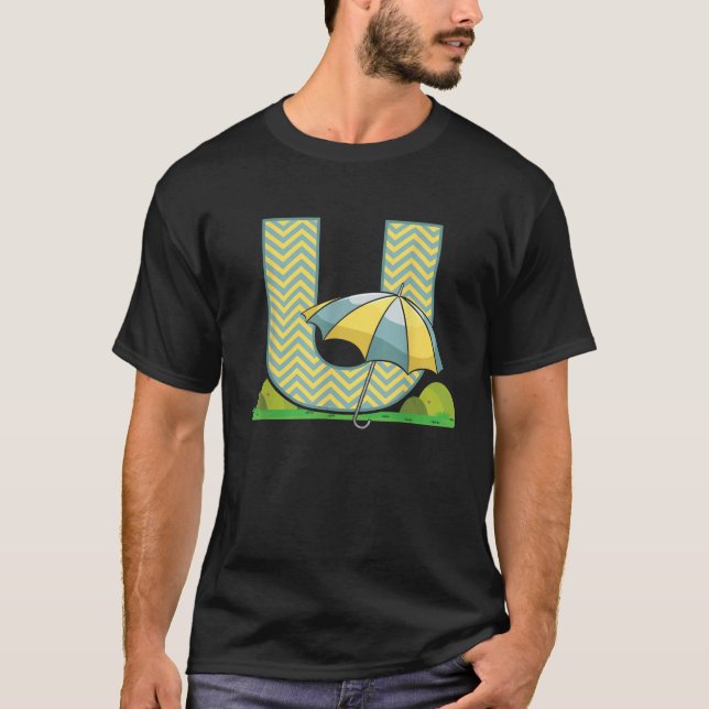 Brev U Parbrella Alphabet Efternamn Vowel Initial T Shirt (Framsida)