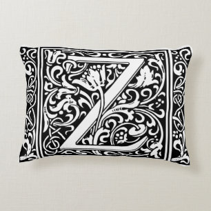 Brev Z Medieval Monogram Art nouveau Prydnadskudde