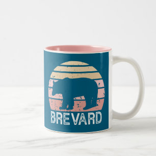 Brevard North Carolina Retro Bear Två-Tonad Mugg