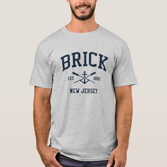 Brick NJ Vintage Navy Crossed Oars & Anchor T Shirt (Framsida)