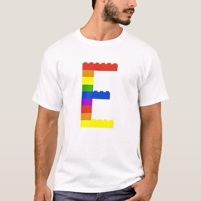 Bricks Theme Brev E Monogram Namn Initial Presch T Shirt (Framsida)