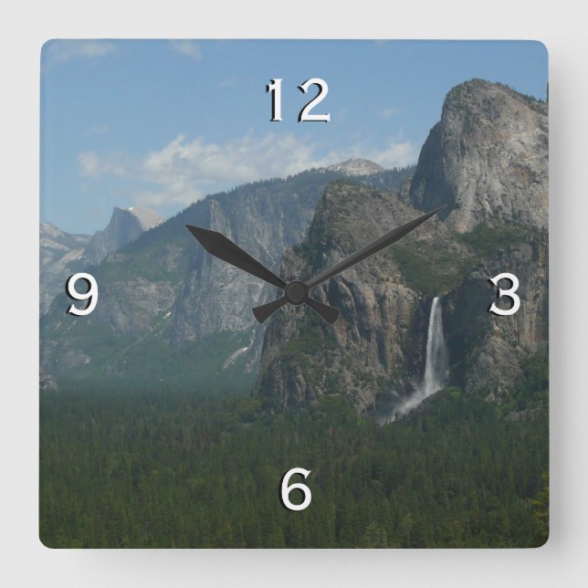 Bridalveil Falls och halv Dome på Yosemite Fyrkantig Klocka (Framsida)