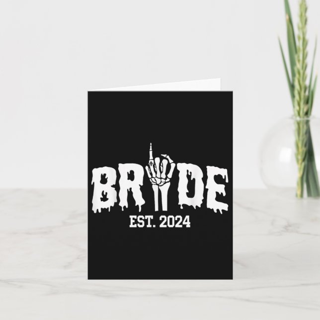 Bride 2024 Skeleton Hand Bröllop Halloween Par Kort (Framsida)