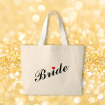 Bride Bröllop Möhippa Bachelorette Party Jumbo Tygkasse<br><div class="desc">Vackert,  svart elegant på vitt typografiskt skript,  rött hjärta,  snyggt,  mångsidig,  trendig,  tålig,  100 % bomull jumbo till säcken för bruden för möhippa,  bachelorette Party,  bröllop.</div>