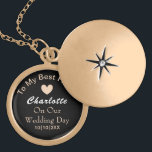Bride Bröllopsdag Keepsaké Gift-Personlig Berlockhalsband<br><div class="desc">En underbar keepy-gåva för din framtida fru att vara på din bröllopsdag och lätt att anpassa till utan kostnad för extra.</div>