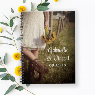 Bride, Cowboy Boots och Solblommor Ranch Bröllop Anteckningsbok Med Spiral