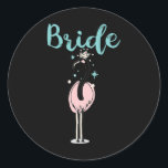 Bride - Cute Flamingo Bachelorette Brudens sida we Runt Klistermärke<br><div class="desc">Bride - Cute Flamingo Bachelorette Brudens sida Bröllop Gift</div>