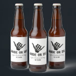 Bride eller Die Rockstar Skeleton Bachelorette Par Ölflaska Etikett<br><div class="desc">Det här är en bricka eller Die Rockstar Gothic Spooky Skeleton Bachelorette Party Beer Flaska Labels!</div>
