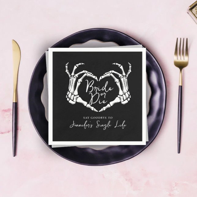 Bride or Die Skeleton Heart Bachelorette Party Pappersservett (Skapare uppladdad)