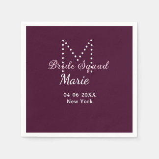Bride squad add name monogram bridesmaid mauve pappersservett