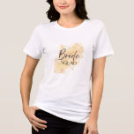 Bride Squad - Guld Galaxy Glow T Shirt<br><div class="desc">Elegant- och kosmisk "Bride Squad"-design med gyllene glöd och galaxdamm - perfekt för kläder och gåvor för bachelorette-partiet.</div>