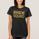 Bride Squad V-Nacke T-Shirt Faux Sequins<br><div class="desc">Få party att börja med vår brickan V-Nacke T-Shirt med roligt faux sekvins! Perfekt för bridstammen,  den här komfy- och snyggten tillför gnistra till firande,  från möhippor till att få redon. En söt,  samordnad sökning efter din besättning!</div>