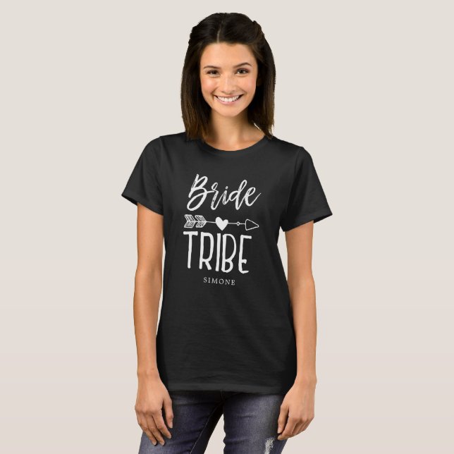 Bride Tribe | Anpassat namn Bröllop T Shirt (Hel framsida)