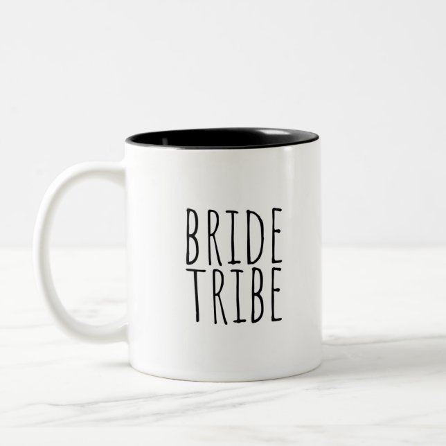 Bride Tribe Bachelorette Gift Mugg Rae Dunn Inspir (Vänster)