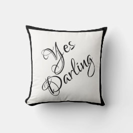 Bride Yes Darling White Script Chic Bröllop Kudde