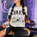 Brides Coven Witchy Bachelorette Party Anpassnings T Shirt<br><div class="desc">Mera magin och skratten med vår Brides Coven Witchy Bachelorette Party Anpassningsbar T-Shirt - perfektens blandning av humor och förtjusning för din bewitchande firande. Den här roliga bachelorette Party-skjortan sträcker sig längre än bara kläder. Det är ett påstående biet som förkroppsligar andan hos din berömda brud och bridesmedarbetare. Bygg upp...</div>