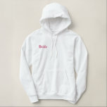 Brides Embroieded Sherpa-based Zip Hoodie (R) Broderad Luvtröja<br><div class="desc">Bride zipped hoodie med broderad text "Bride". Helt anpassade! Ändra texten,  teckensnittet stil och tråden färg efter behov genom att klicka på knappen "Anpassa det!" på sidan. Du kan till och med lägga till ytterligare text! Finns på en rad olika klädesplagg. Perfekt för förlovningar,  möhippa,  bröllopsdag och smekmånad.</div>