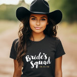 Brides Squad Personlig Brudens sida Tanker Tröja<br><div class="desc">Anpassningsbar brudens sida utlöser och tanker med "Torgrafik" i ett snyggt-penselskript. Anpassa den med bröllop-datum,  bröllop-hashtagg,  namn eller annan anpassningsbar. Perfektens gåva till brud,  brudgumm och bröllopsfest till bära för bakteriepartiet eller bröllopsdagen!</div>
