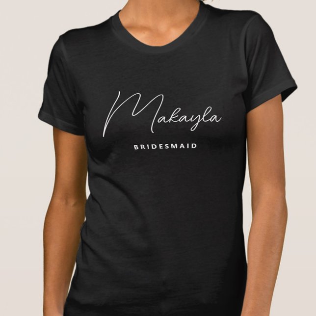 Bridesmaid, minimalistisk Personlig för Trendig T Shirt (Minimalist Black and White Bridesmaid T-shirt with Name. All text can be altered to fit your needs!)