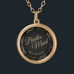 Bridesmaid Personlig Bröllop Necklace Gift Guldpläterat Halsband<br><div class="desc">Detta vackra halsband i guld är designat som en gåva till eller förmån för brudgummar i bröllop. Designat att samordna med vår guldfärja Elegant bröllop Suite, har den en guld faux foil som blomstrar i gräns med texten "Brides Maid" och ett ställe för att komma in i hennes namn. Snyggt...</div>