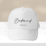 Bridesmaid Personlig Chic Minimalist Bröllop Keps<br><div class="desc">Den här chicen är en enkel brud som har ditt namn under svart elegant. Anpassa den här eleganten,  moderna brudens sida-hattar till bröllop eller bachelorette-festen.</div>