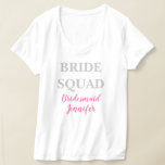 Bridesmaid Rosa Custom Name Bröllop Bachelorette T Shirt<br><div class="desc">Fin kalligrafi,  rosa Bridesmaid t-shirt. Perfekt för Bröllop papper t-shirt. Bride-trupp.</div>