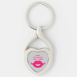 Bridesmaid Rosa Mustache Twisted Hjärtnyckelring Heart Silverfärgad Nyckelring
