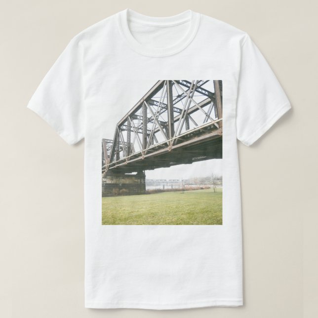 Bridge Over Scioto River T Shirt (Design framsida)