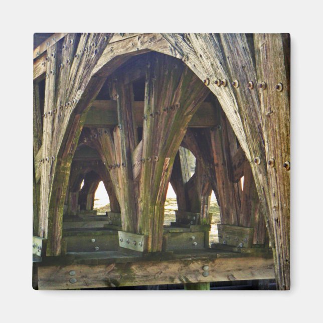 Bridge till ingenstans magnet (Framsidan)