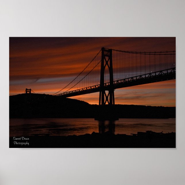 Bridge vid Sunset Poster (Framsidan)